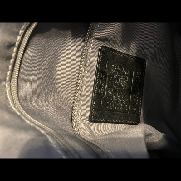 💯 Authentic Coach bag - Picture 3 of 4